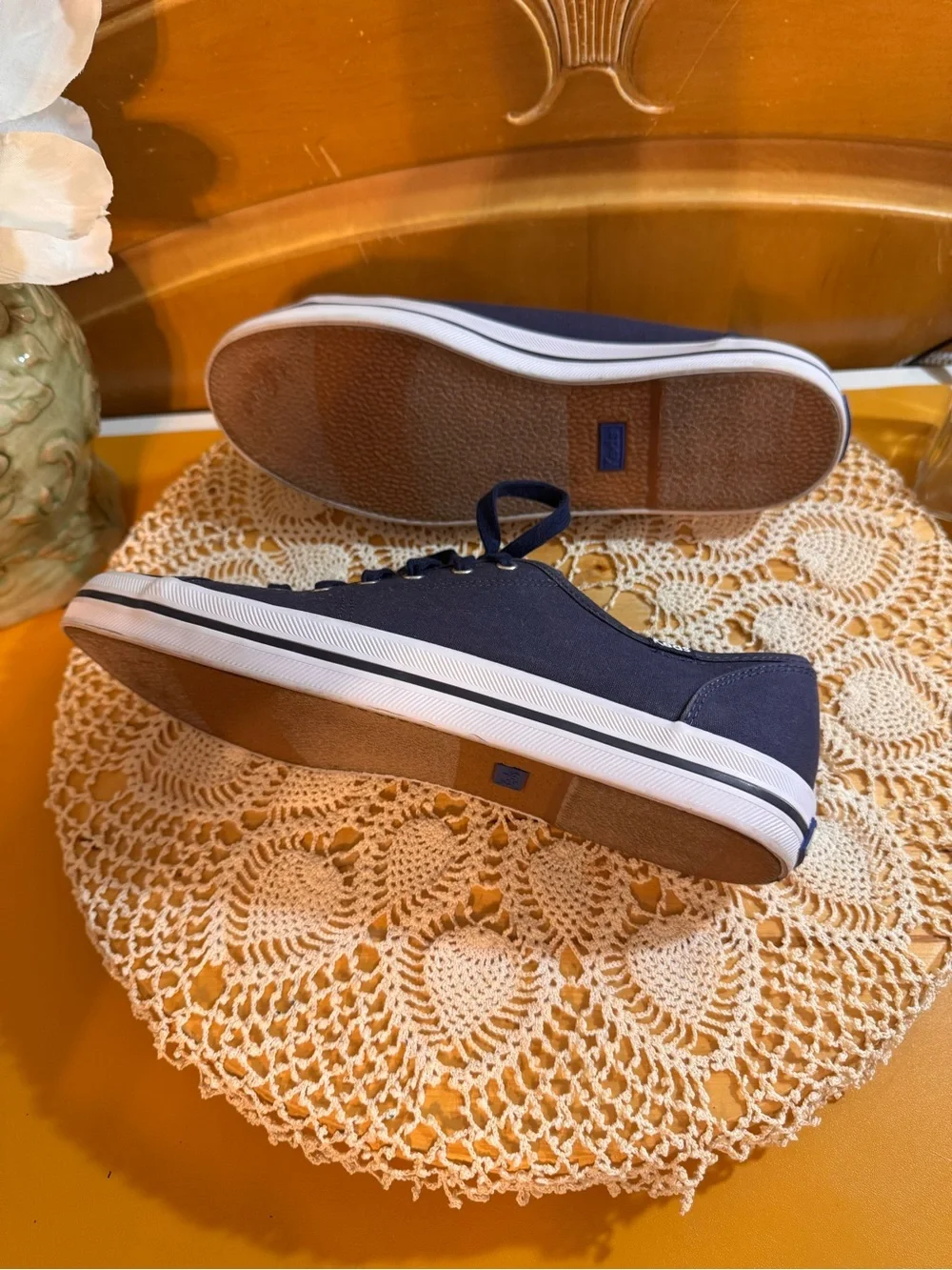 👟 Keds Navy Canvas Lace-Up Sneakers – Women’s Size 9